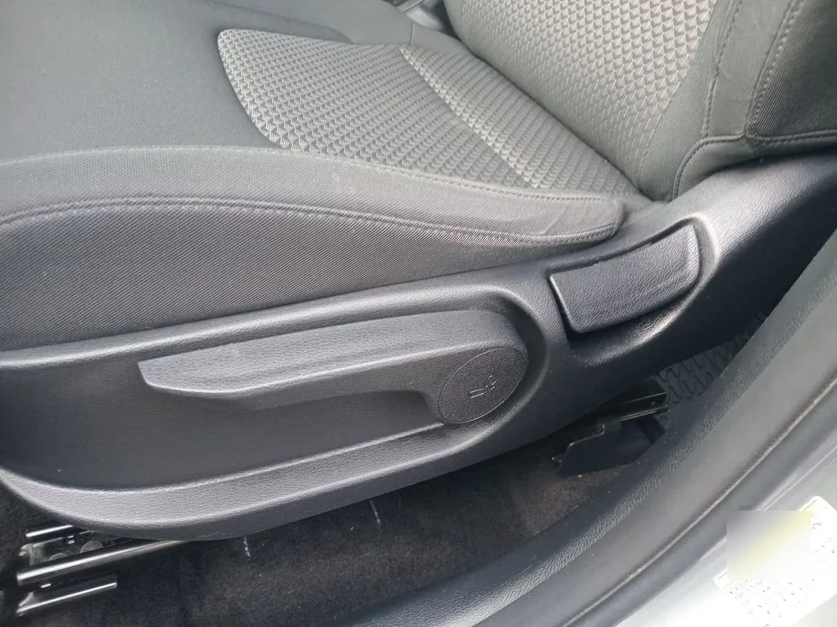 Kia Sportage 2.0 Ex Dies 2wd 8at 5p año 2025