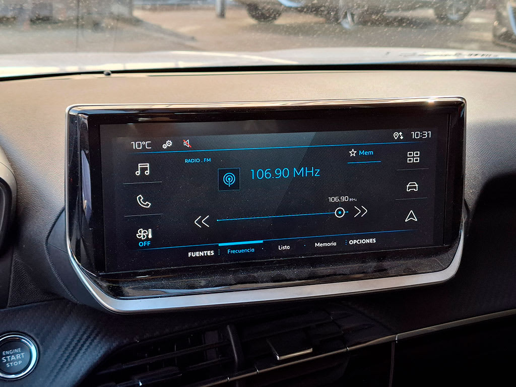 Peugeot 2008 Active 130 1.2 Mt año 2025