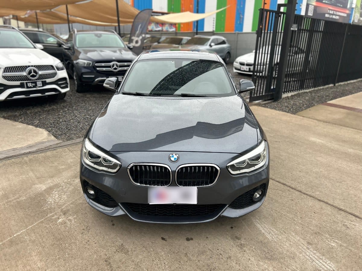 Bmw 120i Sport Lci 2.0 Aut año 2017