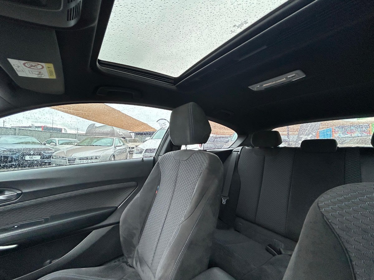 Bmw 120i Sport Lci 2.0 Aut año 2017