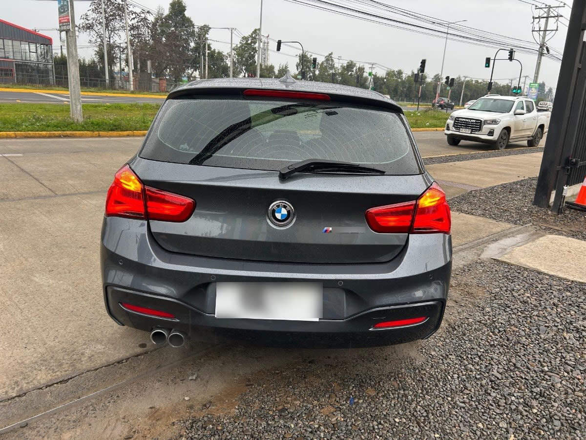 Bmw 120i Sport Lci 2.0 Aut año 2017