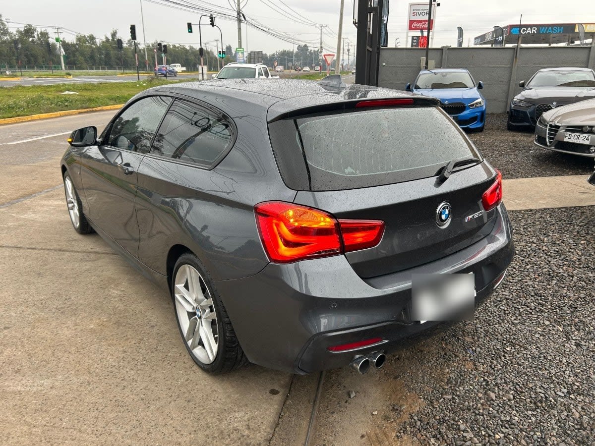 Bmw 120i Sport Lci 2.0 Aut año 2017