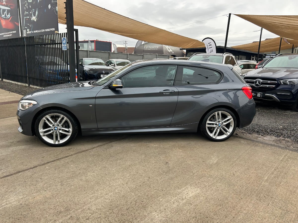 Bmw 120i Sport Lci 2.0 Aut año 2017