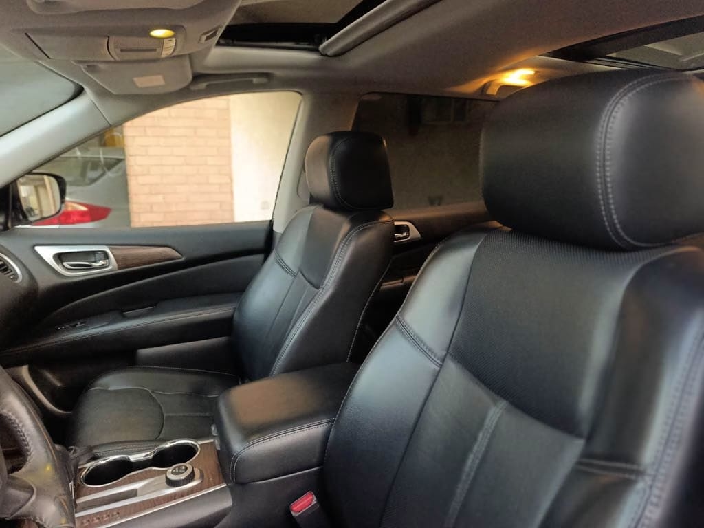 Nissan Pathfinder Exclusive 4x4 año 2018