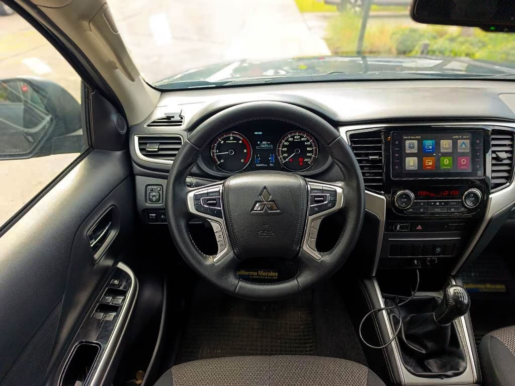 Mitsubishi L200 Dakar año 2024