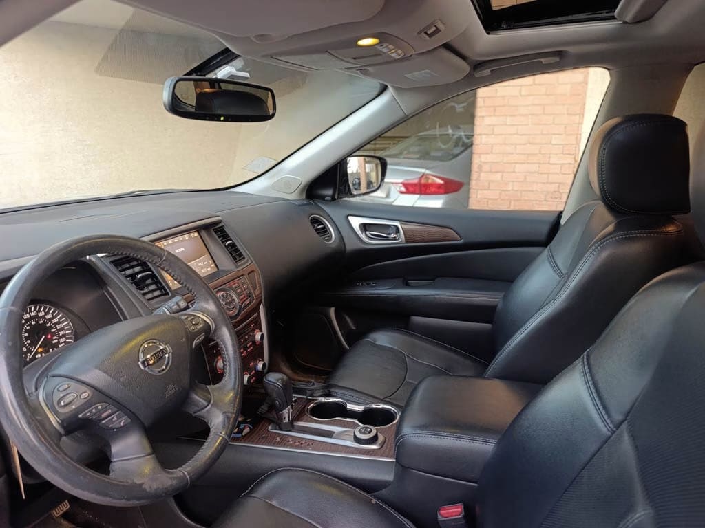 Nissan Pathfinder Exclusive 4x4 año 2018