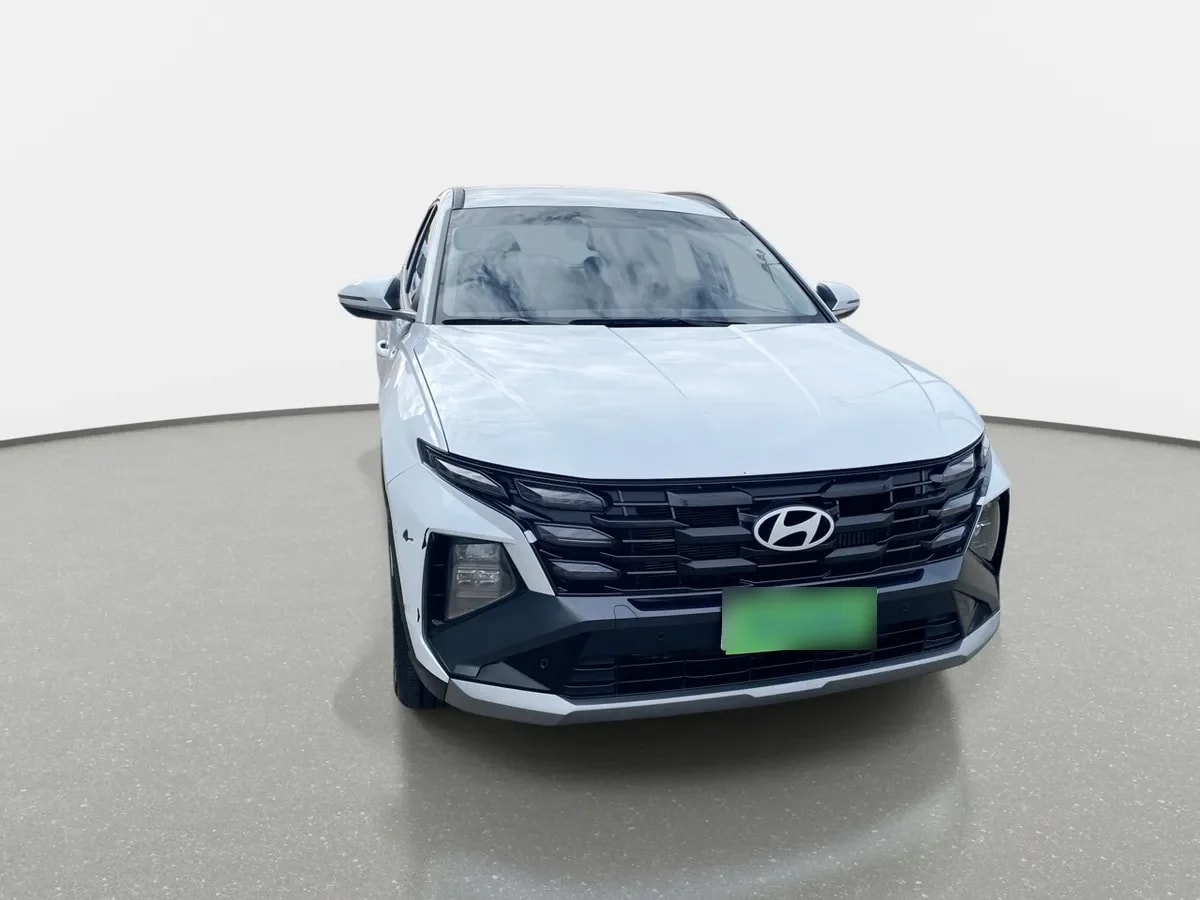 Hyundai Tucson 2.0 Nx4 Plus Fl Diesel 4wd At 5p año 2025