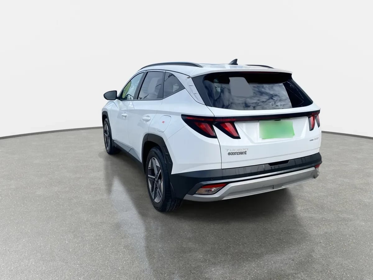 Hyundai Tucson 2.0 Nx4 Plus Fl Diesel 4wd At 5p año 2025