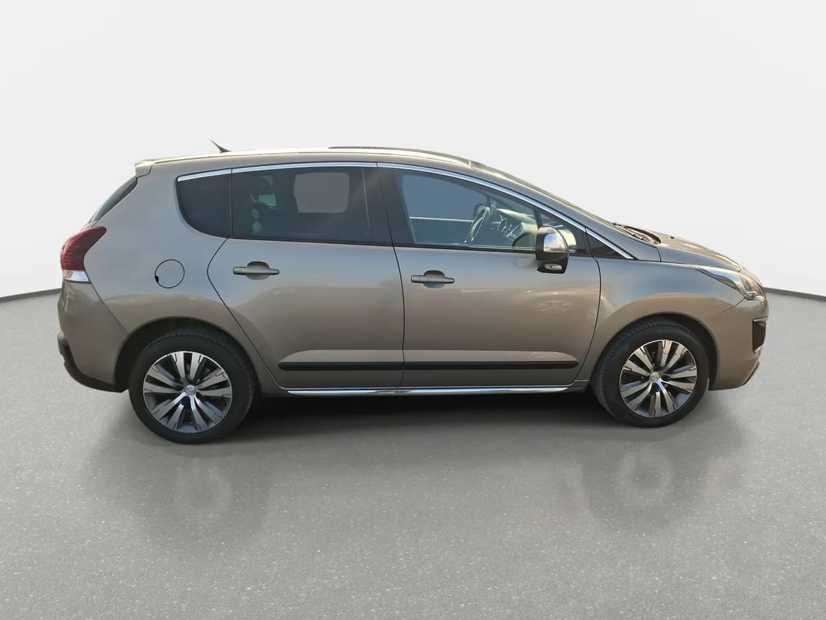 Peugeot 3008 1.6 Blue-Hdi Diesel 4x2 120hp Mt6 5p año 2017