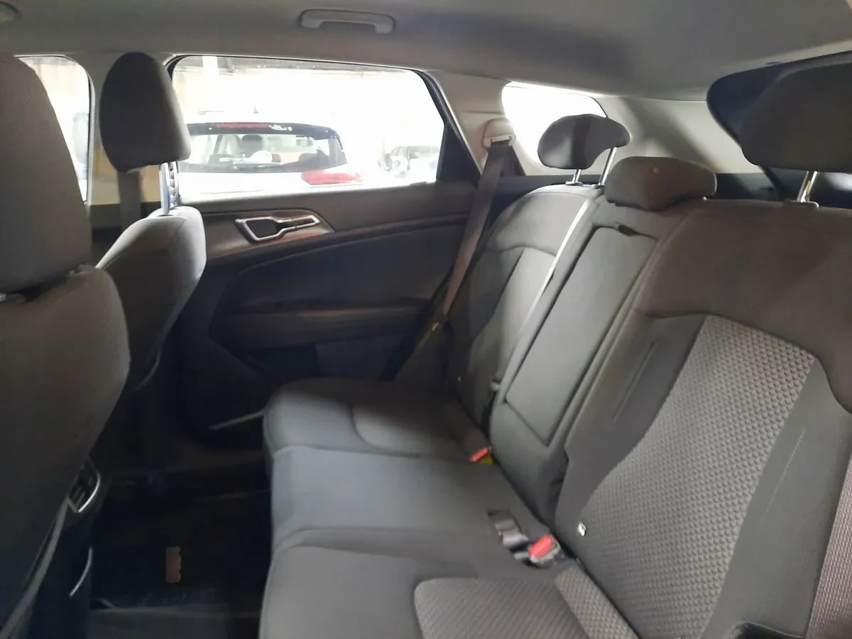 Kia Sportage 2.0 Ex Dies 2wd 8at 5p año 2025