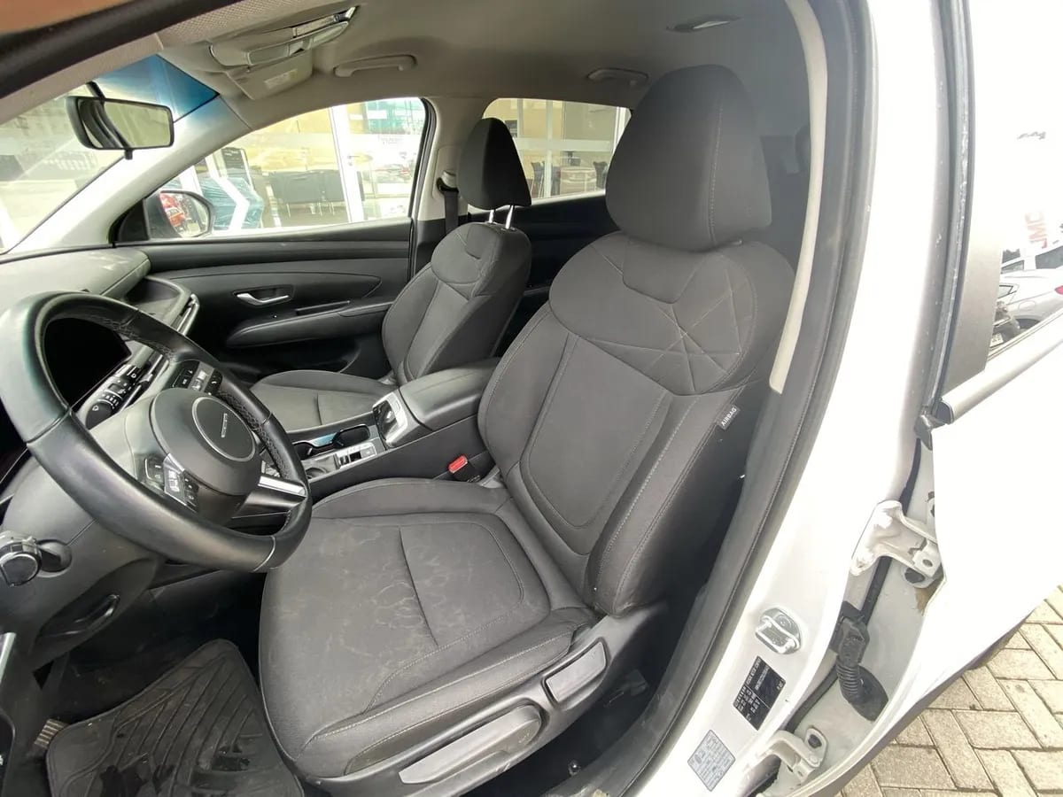 Hyundai Tucson 2.0 Nx4 Plus Fl Diesel 4wd At 5p año 2025