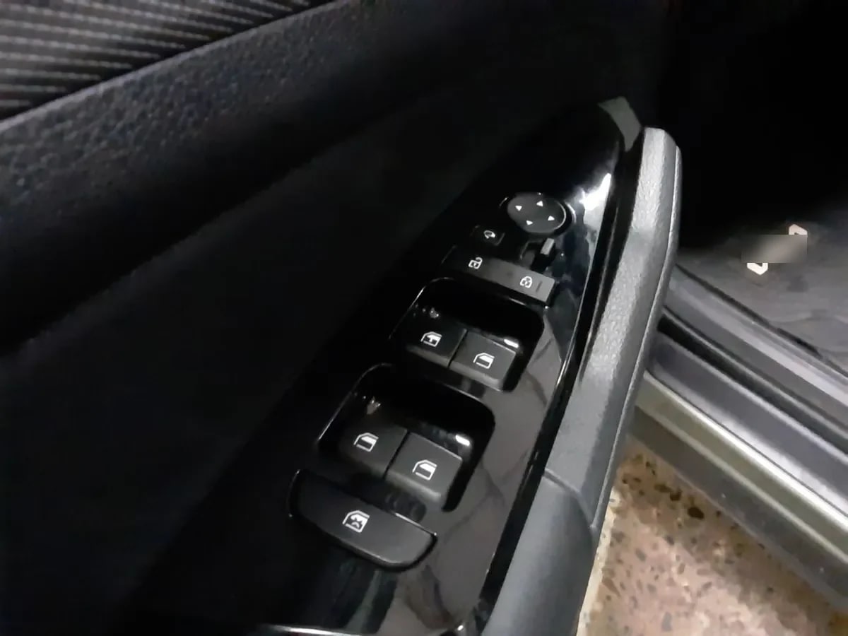 Kia Sportage 2.0 Ex Dies 2wd 8at 5p año 2025