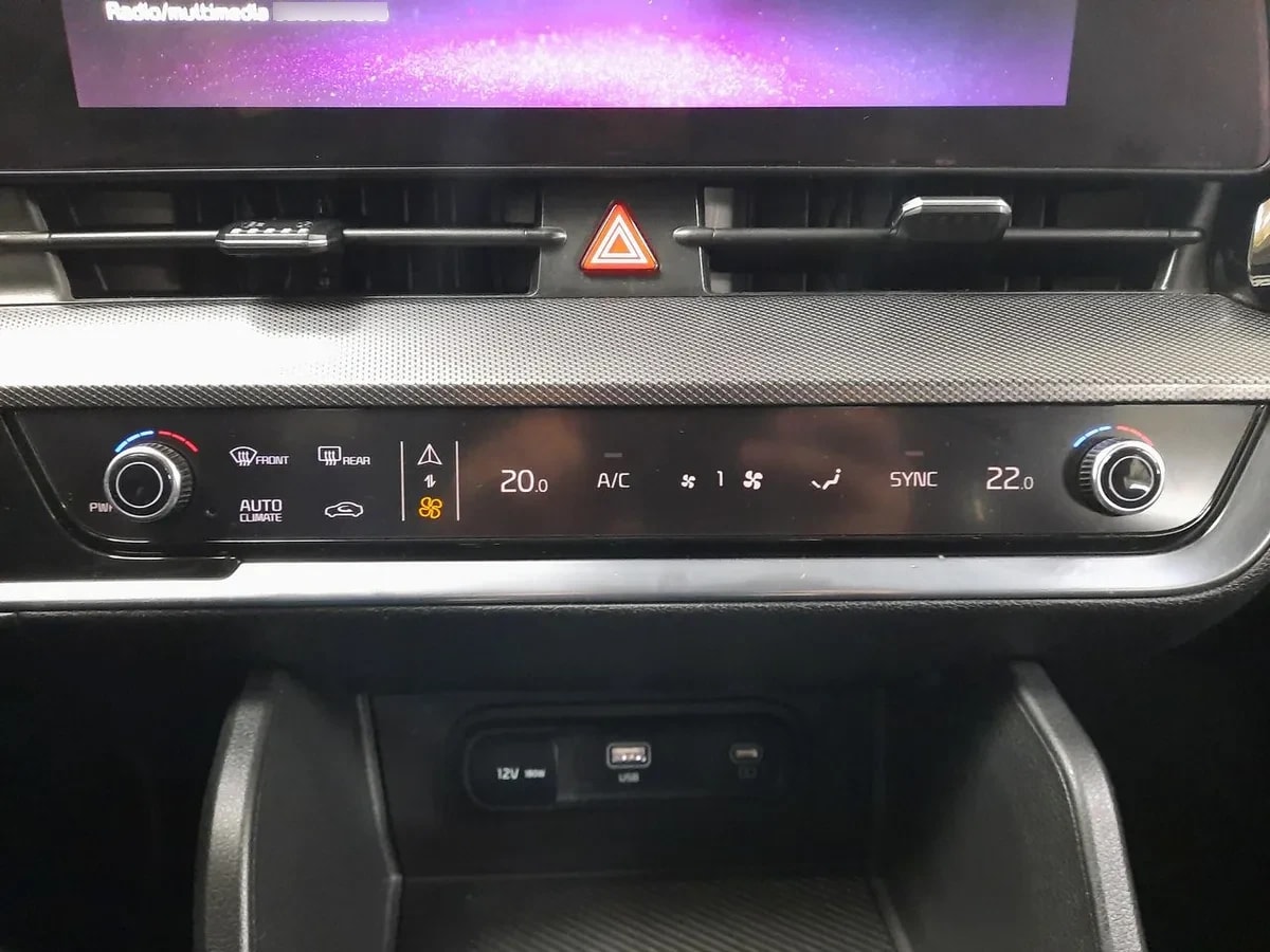 Kia Sportage 2.0 Ex Dies 2wd 8at 5p año 2025