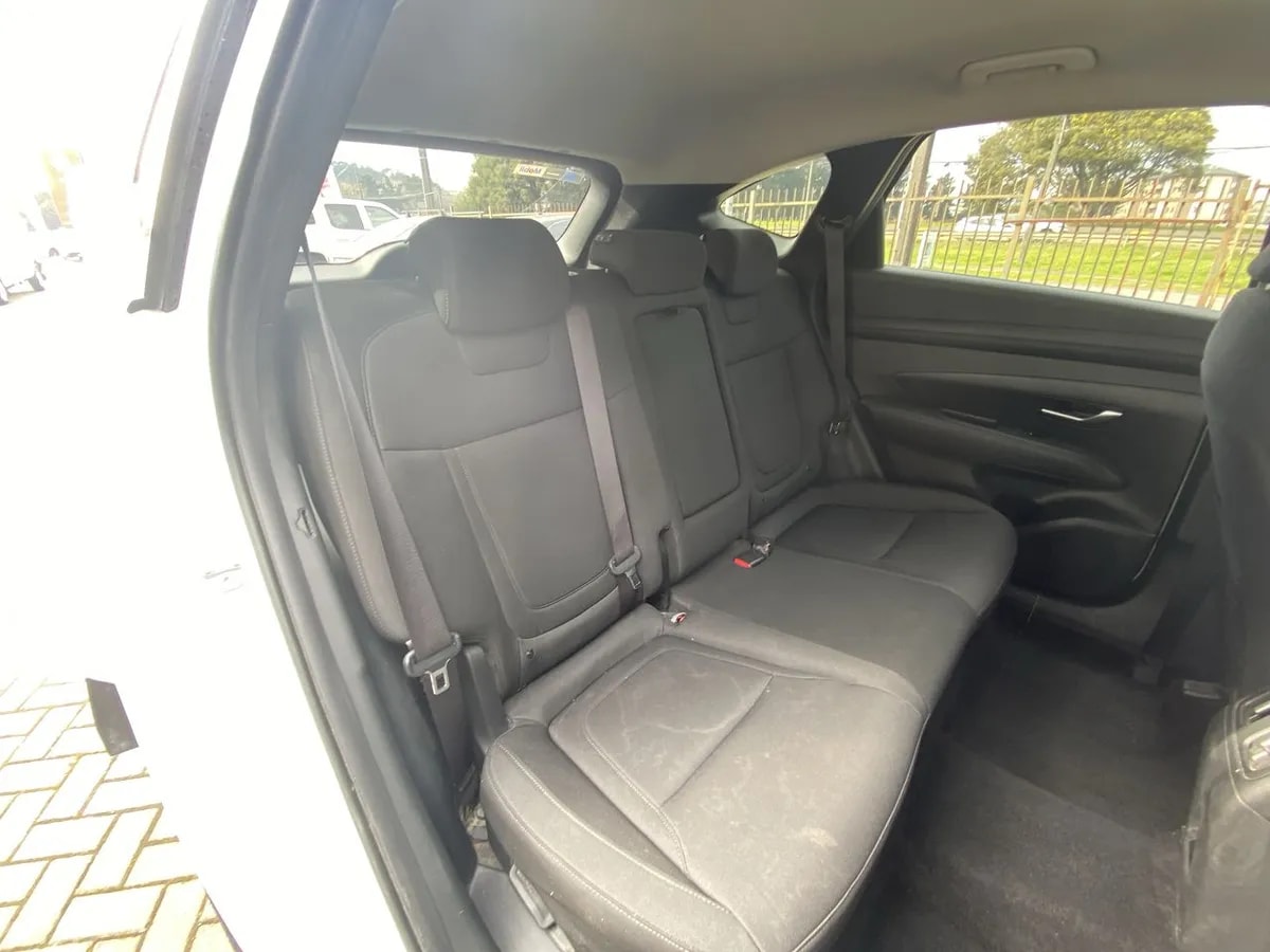 Hyundai Tucson 2.0 Nx4 Plus Fl Diesel 4wd At 5p año 2025