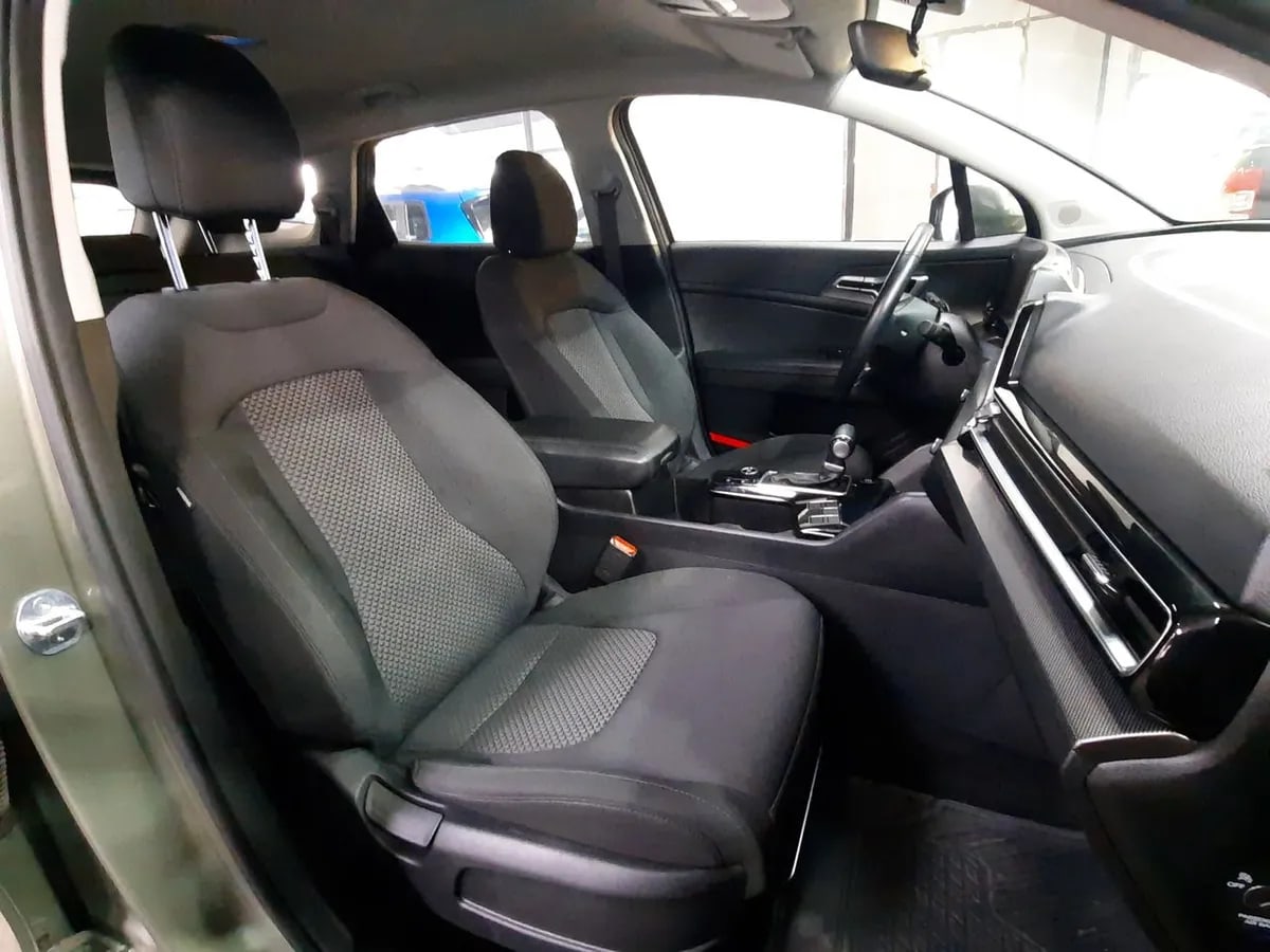 Kia Sportage 2.0 Ex Dies 2wd 8at 5p año 2025
