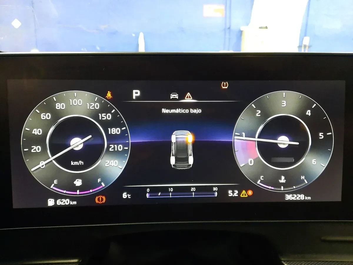 Kia Sportage 2.0 Ex Dies 2wd 8at 5p año 2025