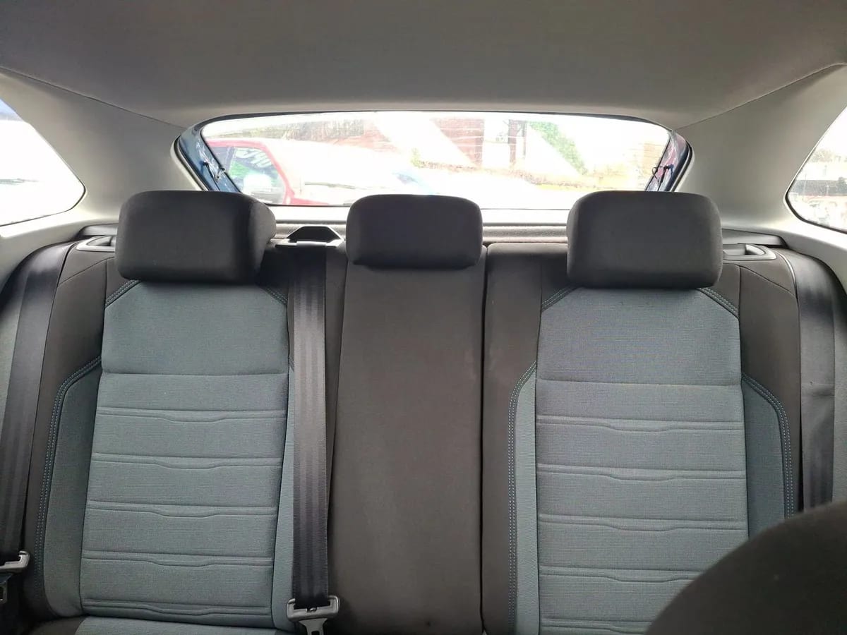 Volkswagen Nivus 1.0 Tsi Comfortline 4x2 At 5p año 2023