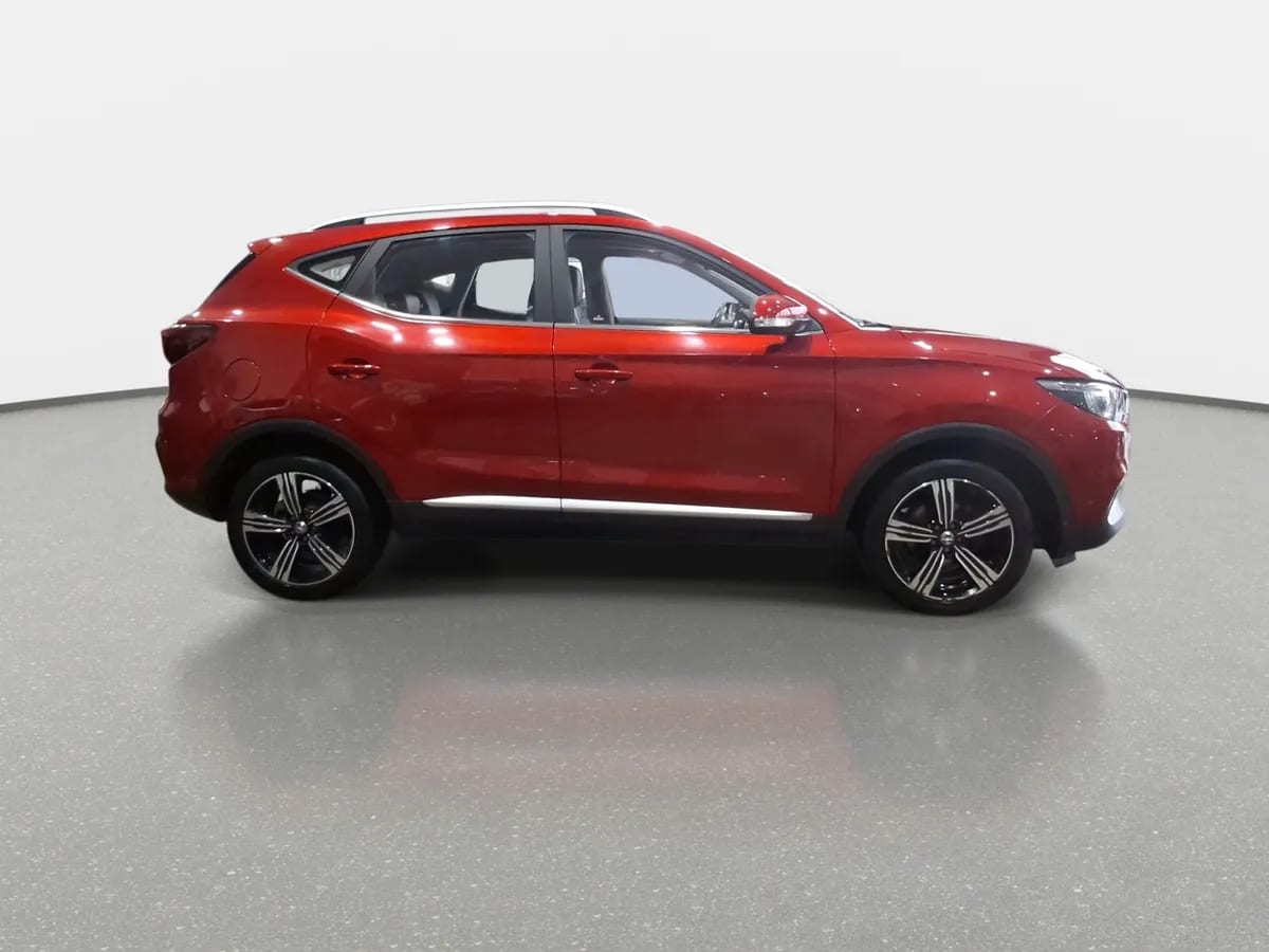MG Mg Zs 1.5 Comfort 4x2 At 5p año 2023