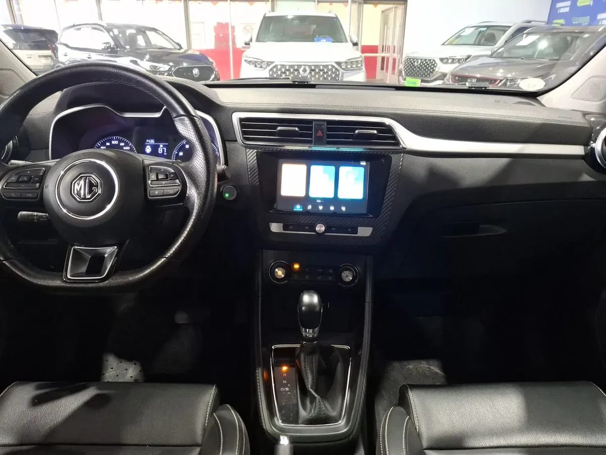 MG Mg Zs 1.5 Comfort 4x2 At 5p año 2023