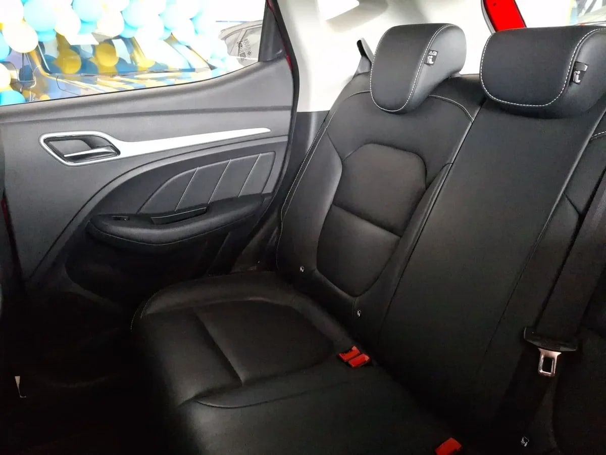 MG Mg Zs 1.5 Comfort 4x2 At 5p año 2023