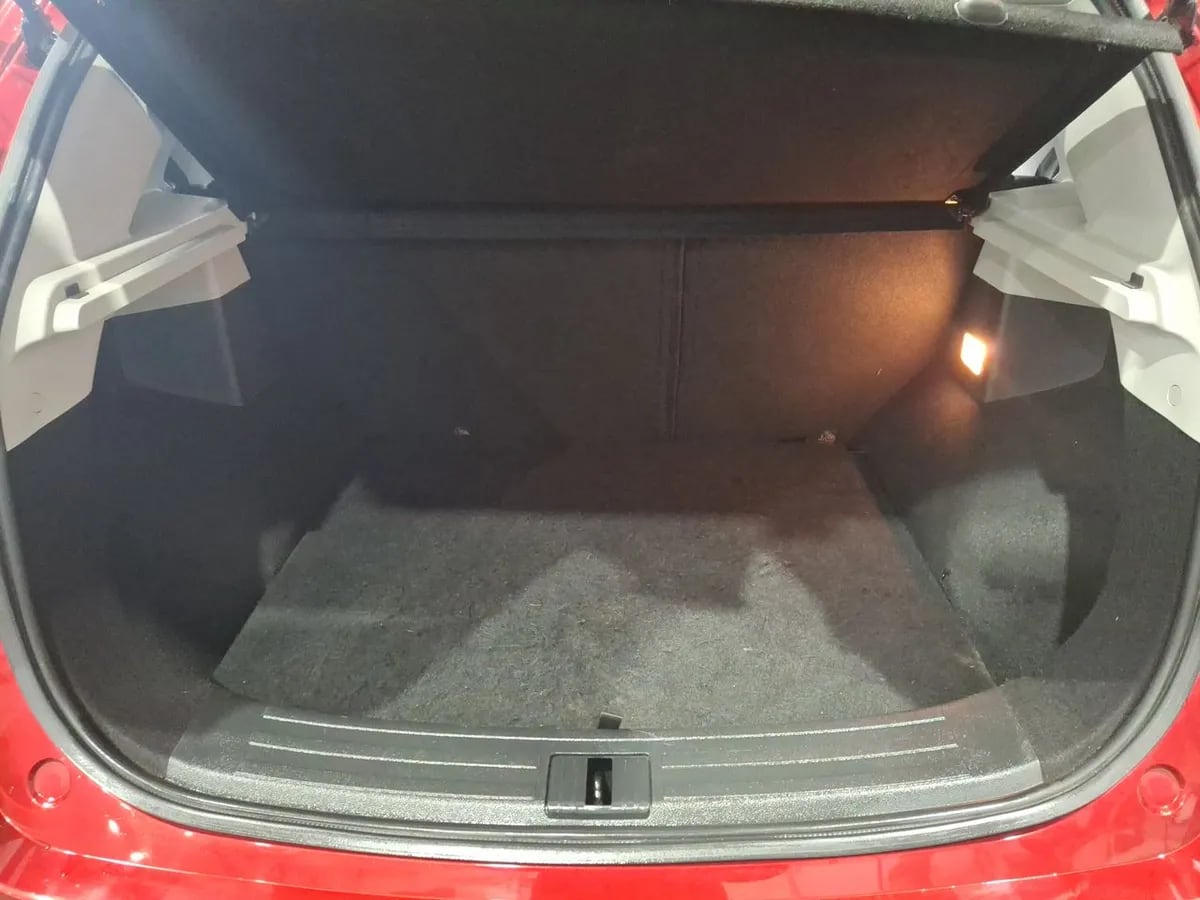 MG Mg Zs 1.5 Comfort 4x2 At 5p año 2023