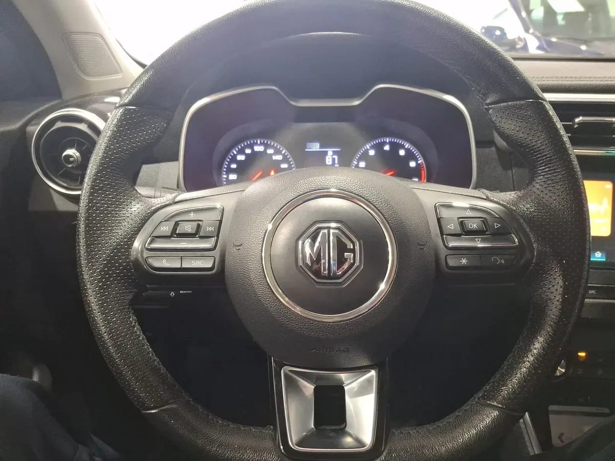 MG Mg Zs 1.5 Comfort 4x2 At 5p año 2023