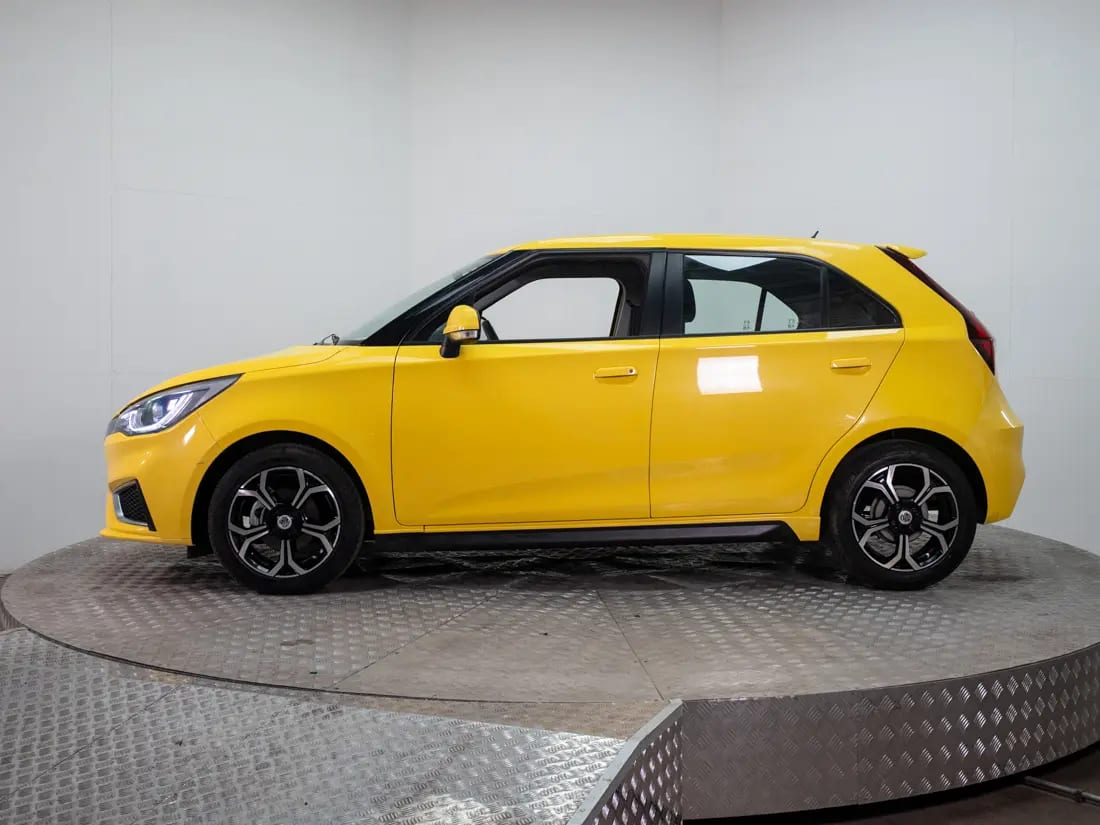 MG 3 Mg 3 1.5 Com Mt año 2024