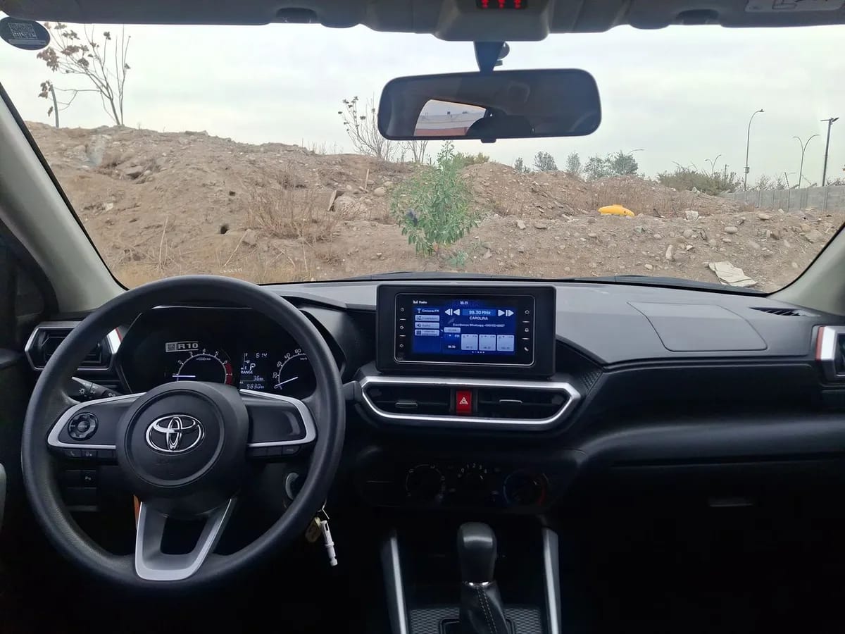 Toyota Raize 1.2 E 4x2 At 5p año 2022
