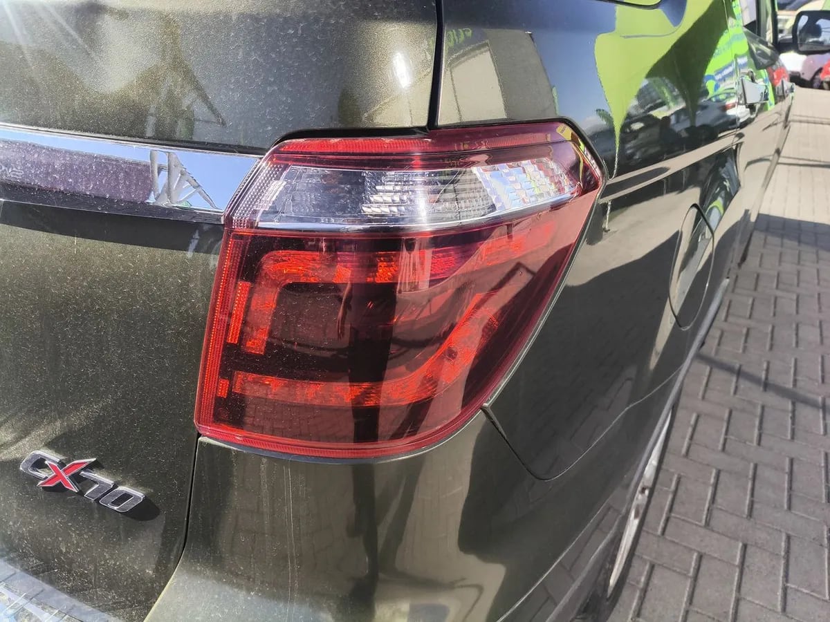 Changan Cx70 1.6 Luxury 4x2 Mt 5p año 2019
