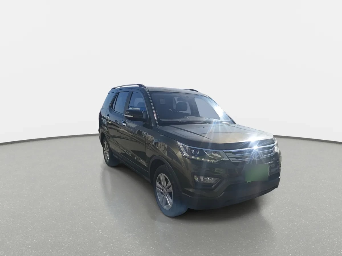 Changan Cx70 1.6 Luxury 4x2 Mt 5p año 2019