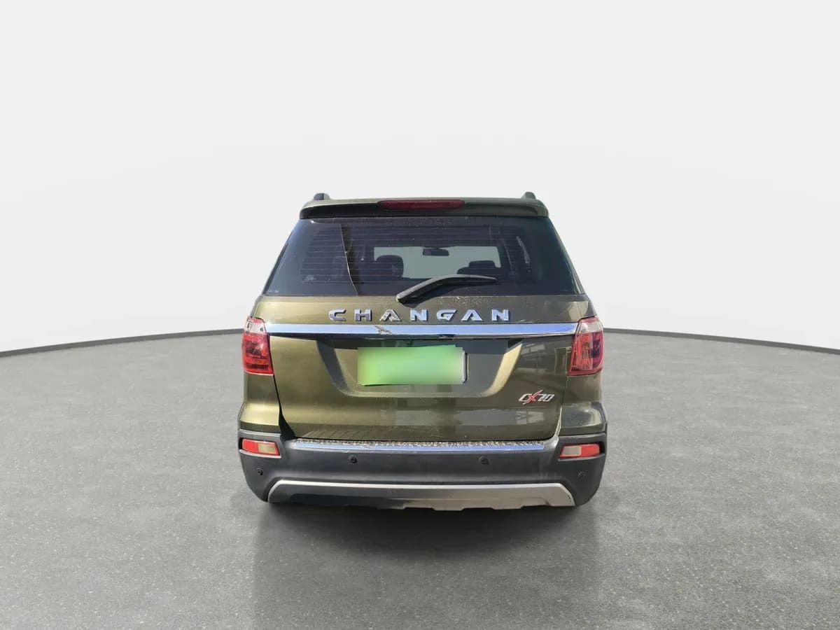 Changan Cx70 1.6 Luxury 4x2 Mt 5p año 2019