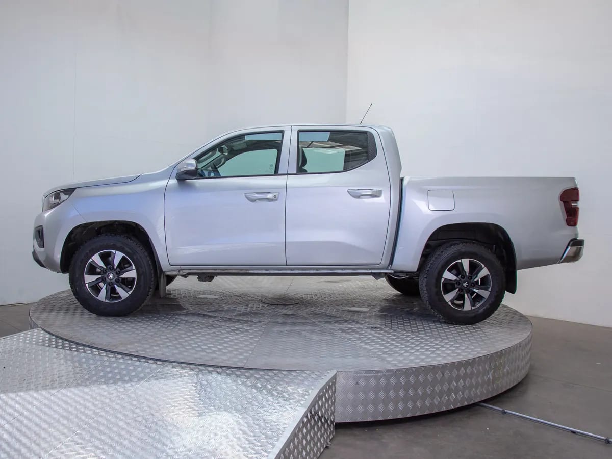 Peugeot Landtrek Landtrek Active Diesel 180hp 4x4 Mt año 2025