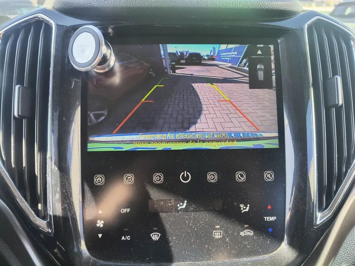 Changan Cx70 1.6 Luxury 4x2 Mt 5p año 2019