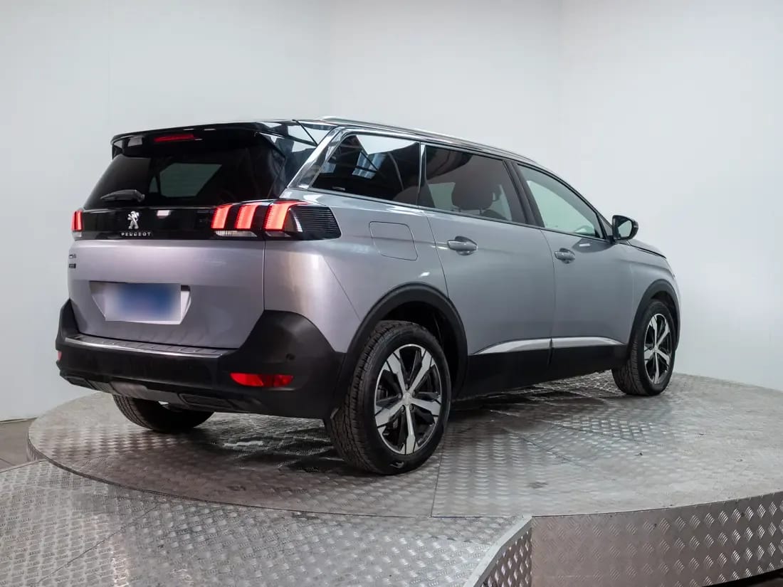 Peugeot 5008 5008 1.6 Allure Pack Thp 165 At año 2023