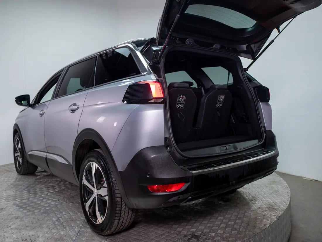 Peugeot 5008 5008 1.6 Allure Pack Thp 165 At año 2023
