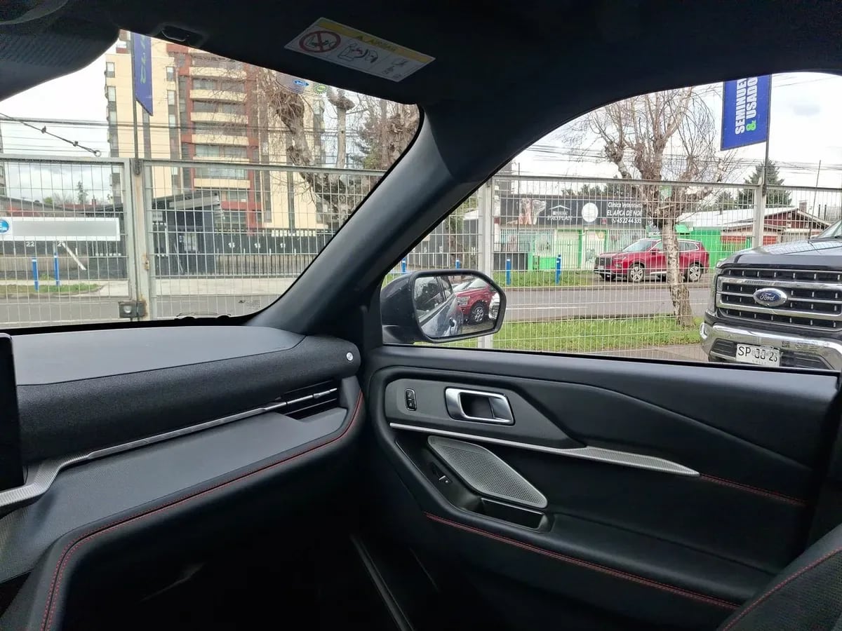 Ford Explorer 3.0 St 4wd At 5p año 2025