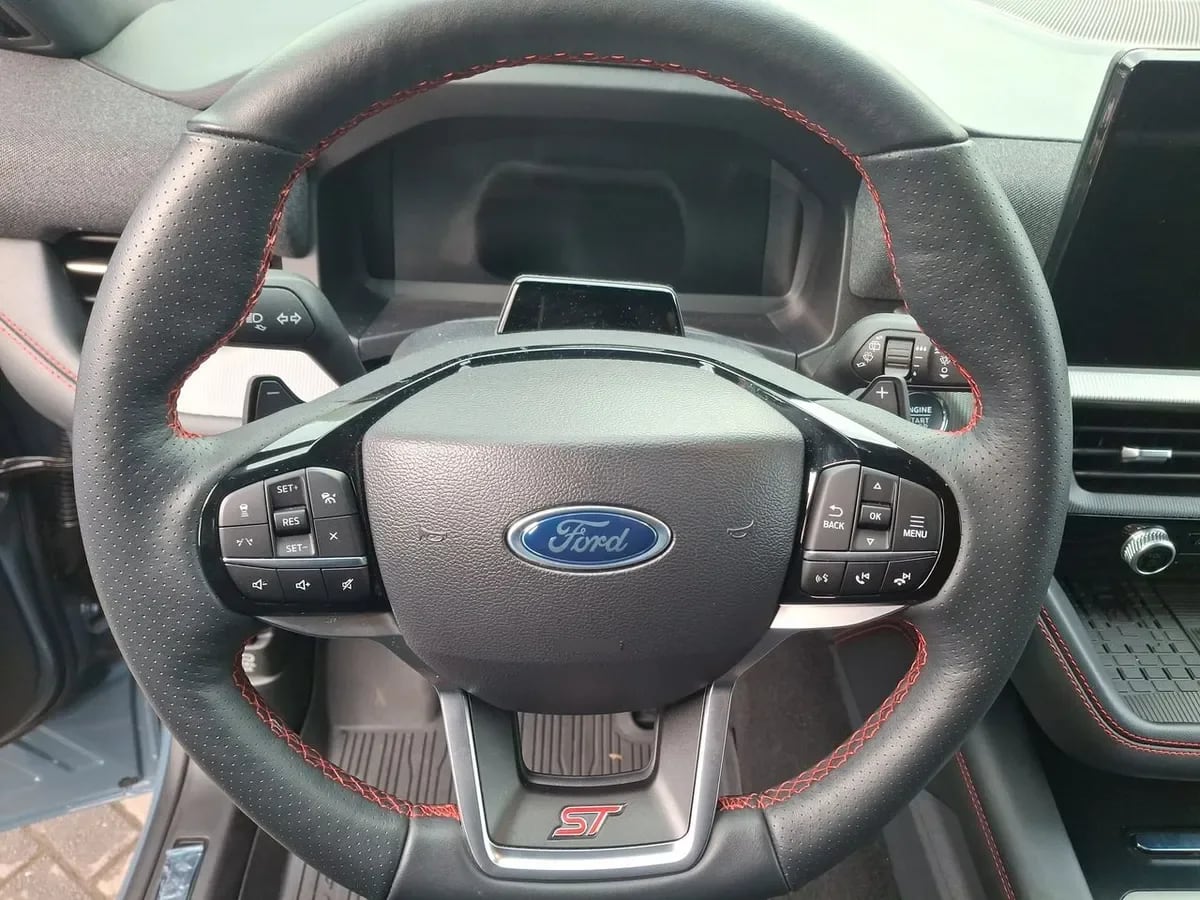 Ford Explorer 3.0 St 4wd At 5p año 2025