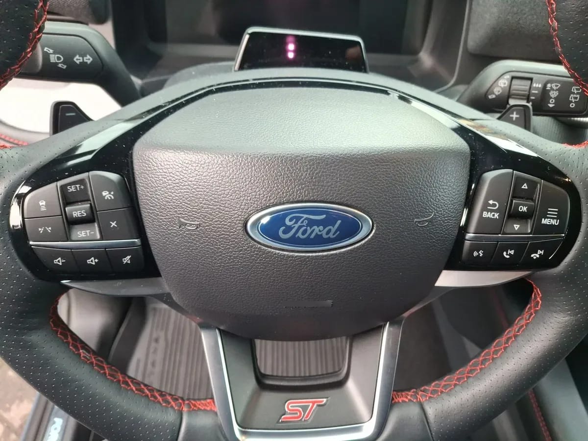 Ford Explorer 3.0 St 4wd At 5p año 2025