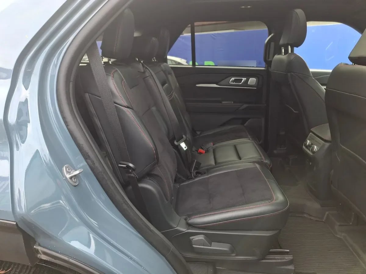 Ford Explorer 3.0 St 4wd At 5p año 2025