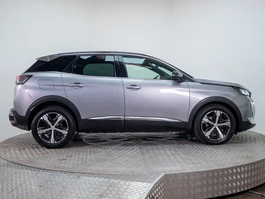 Peugeot 3008 1.6 Gt Puretech 180 At año 2022