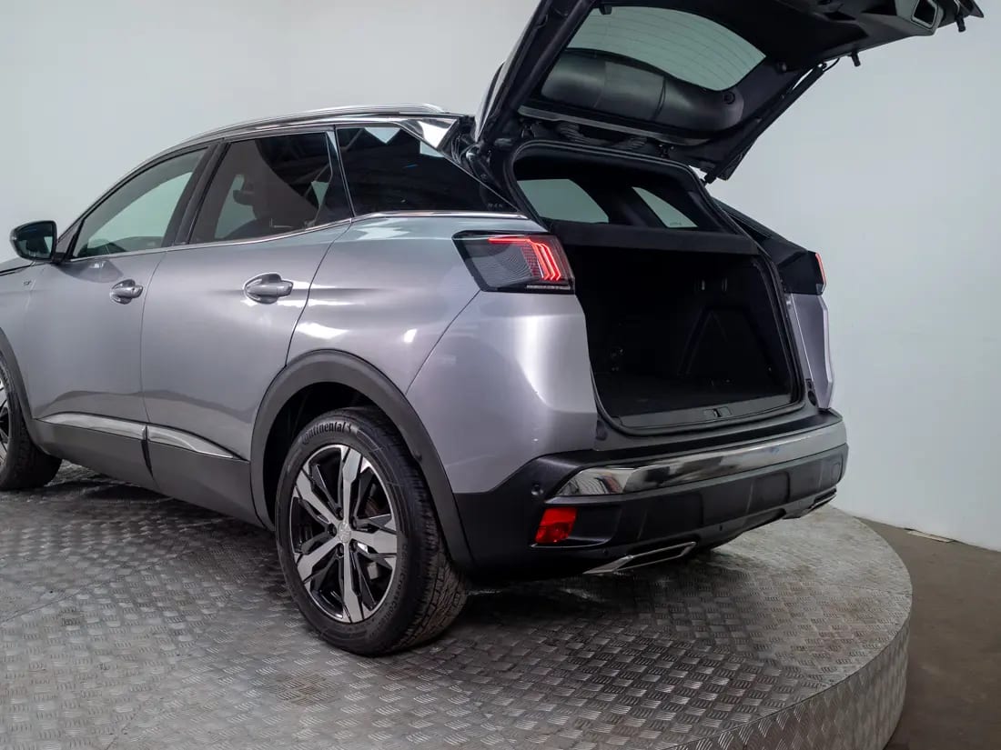 Peugeot 3008 1.6 Gt Puretech 180 At año 2022