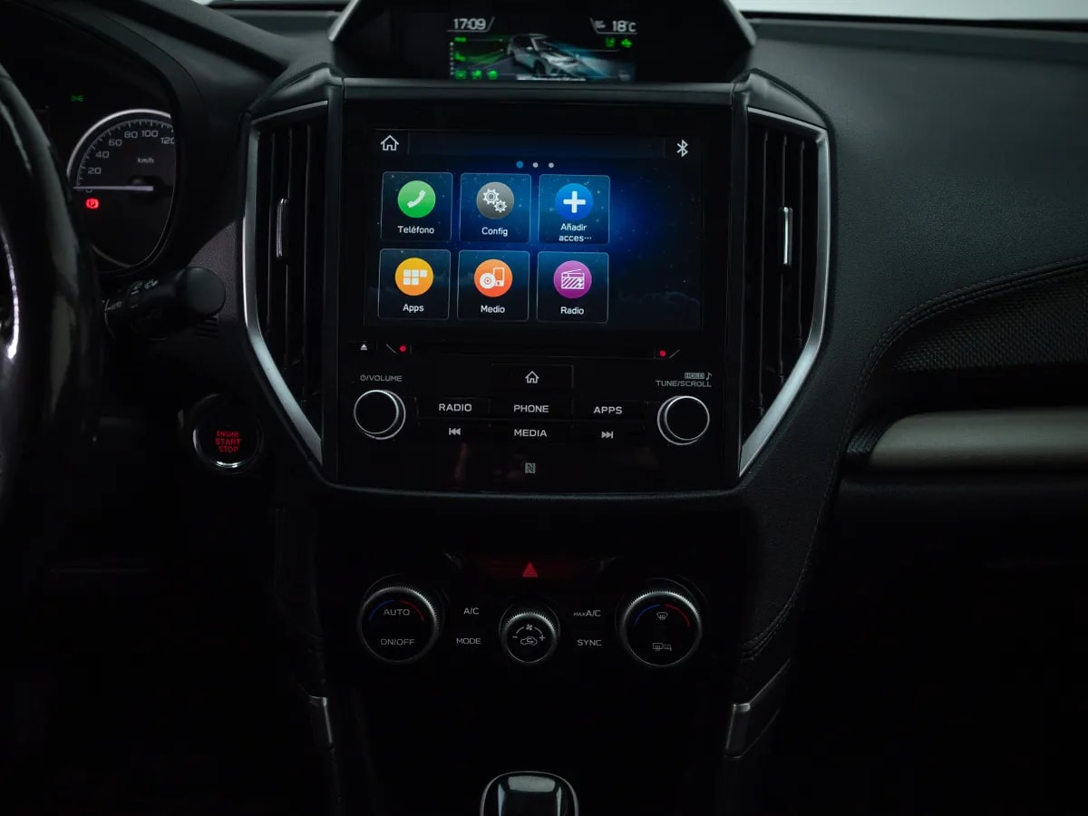 Subaru Forester Forester 2.0 Dynamic Eyesight At 4x4 año 2023