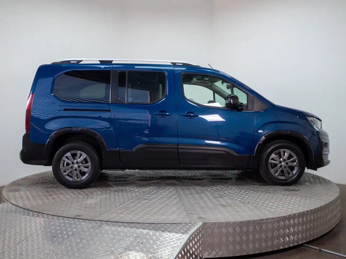 Peugeot Rifter Rifter 1.5 Allure Bluehdi 130 At Diesel año 2022