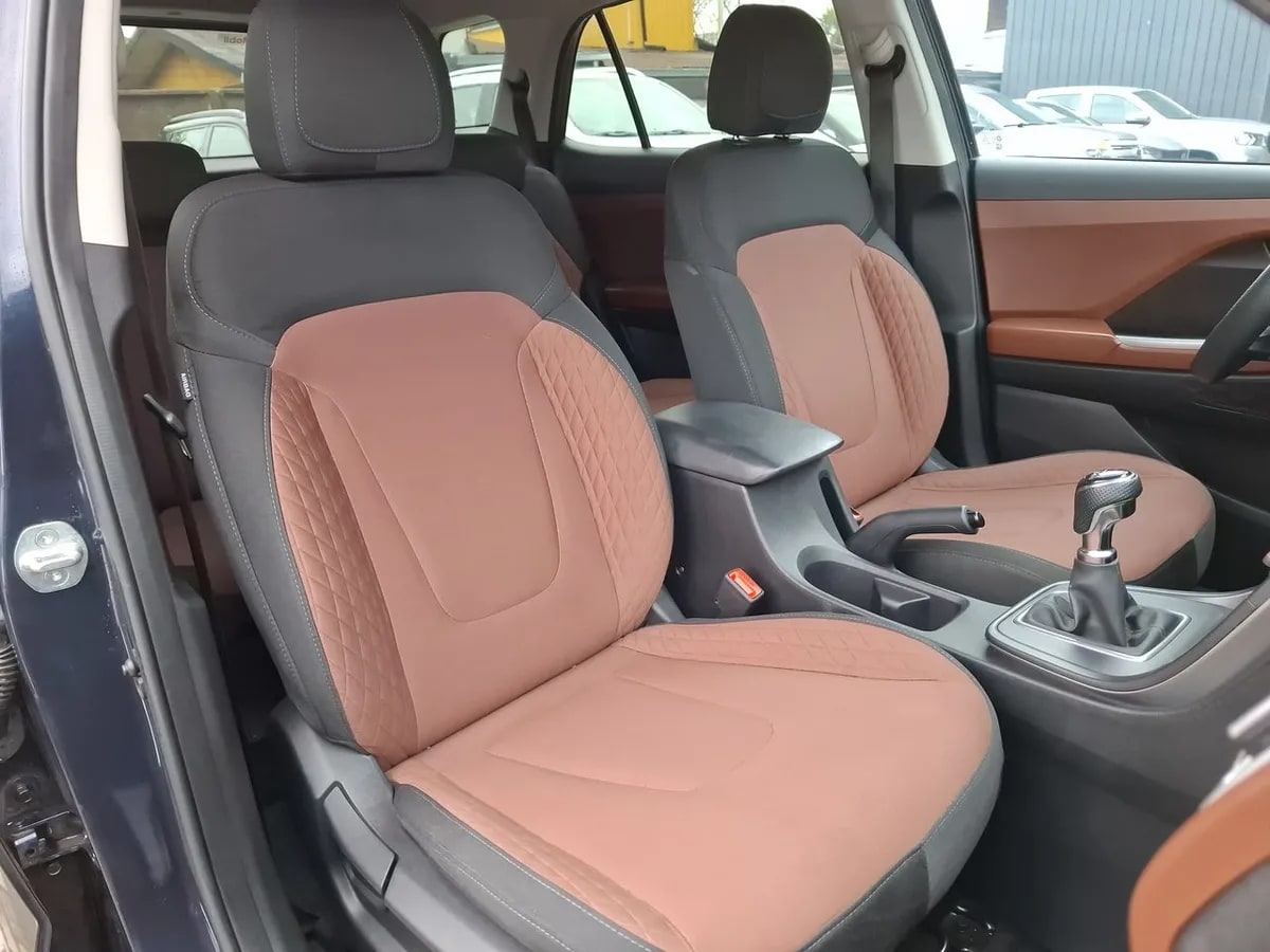Hyundai Creta Grand 2.0 Plus Su2i 4x2 Mt 5p año 2025