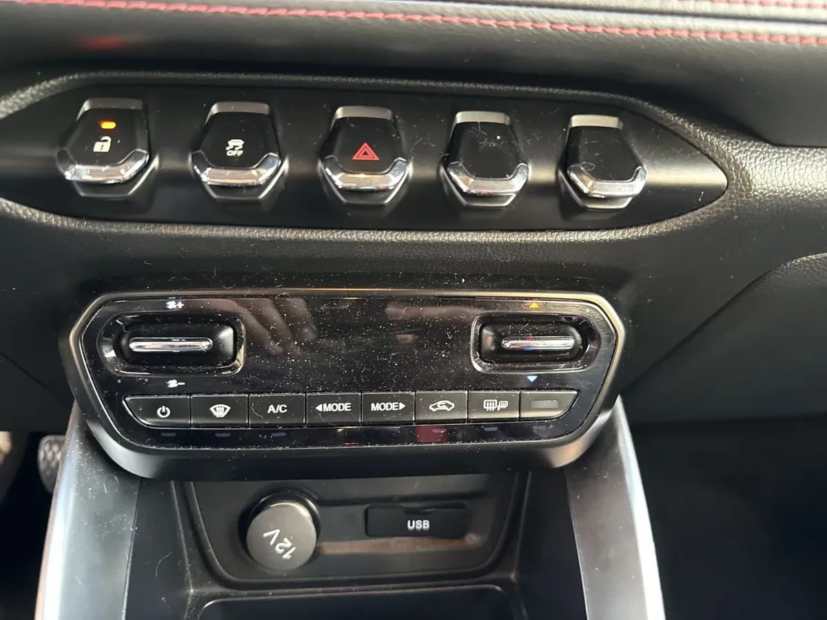 Chevrolet Groove 1.5 Premier R 4x2 Mt 5p año 2024