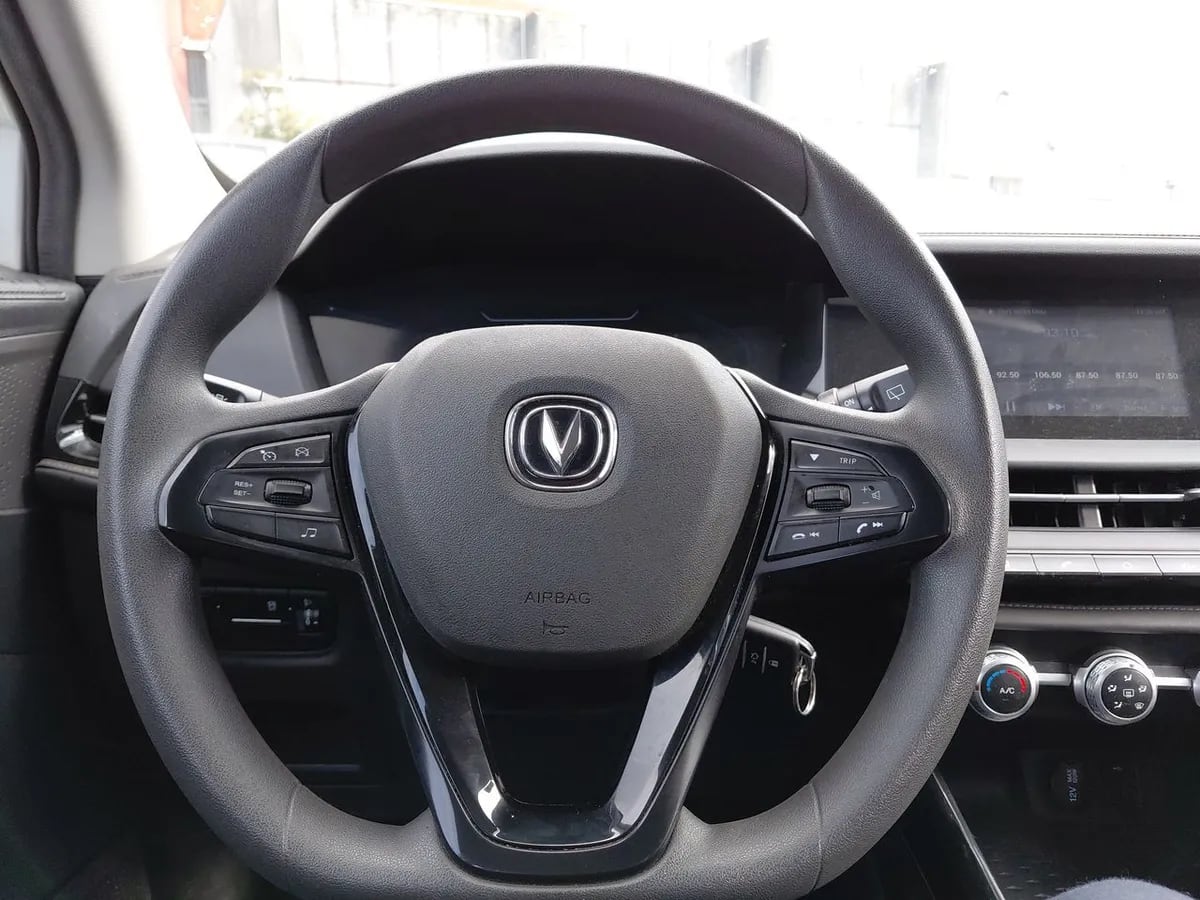Changan Cs15 1.5 Luxury 4x2 Mt 5p año 2023