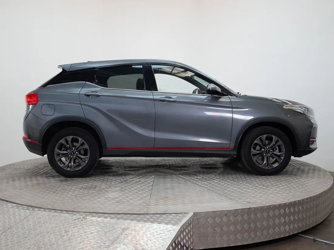 DFSK Suv 500 1.5 Luxury 4x2 Cvt At 5p año 2025
