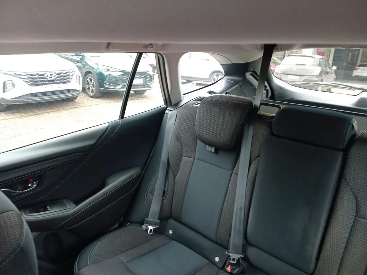 Subaru Outback 2.5i Dynamic Awd Cvt At 5p año 2023