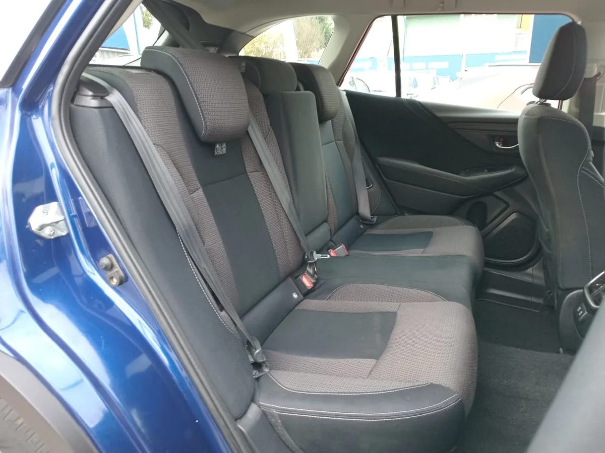 Subaru Outback 2.5i Dynamic Awd Cvt At 5p año 2023