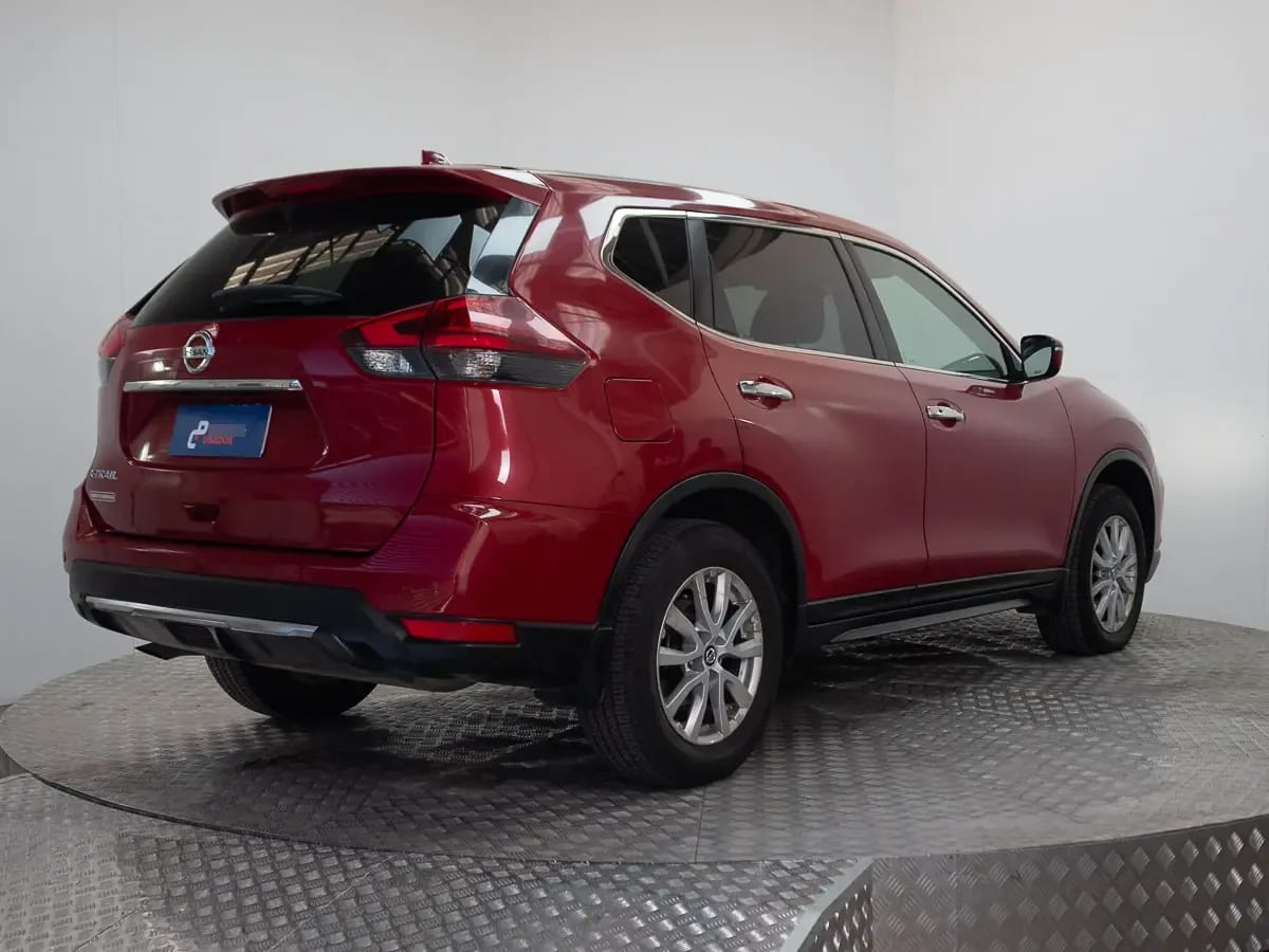 Nissan X-Trail X-Trail 2.5 Sense 4x2 3row Cvt At 5p año 2023